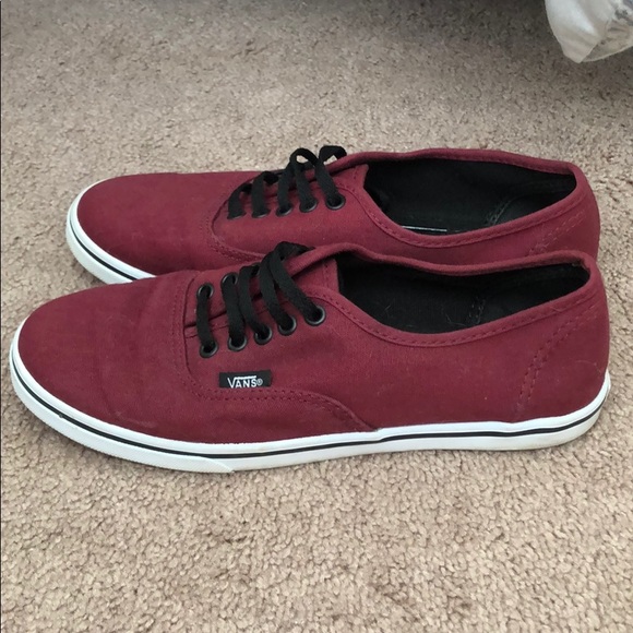 Vans - Picture 2 of 4
